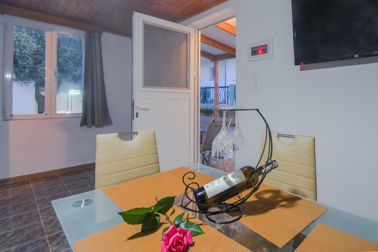 The Olive Garden House Villa Haraki Ngoại thất bức ảnh